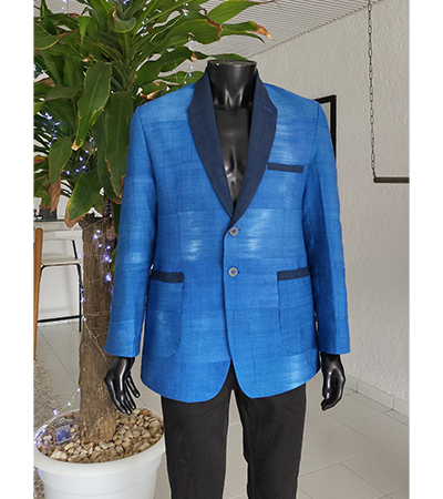 VESTE